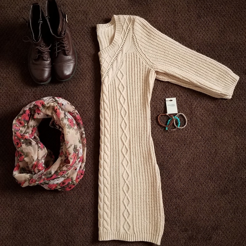 Large Tan Pink Rose Sweater Dress - Good Condition